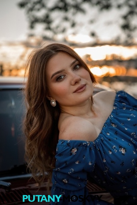  Вероника 31852